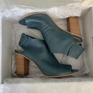 Steve Madden Open Toe Booties